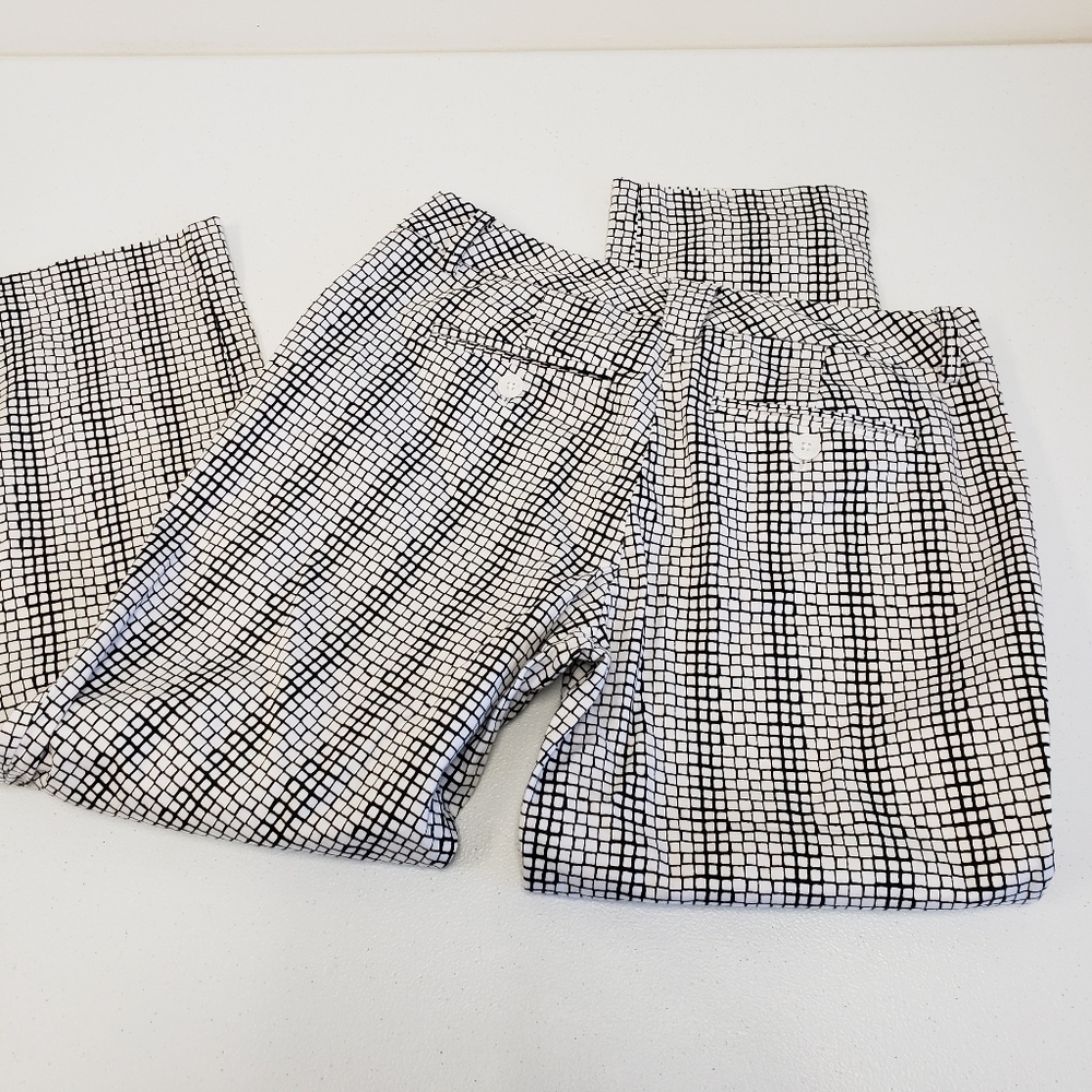 New York & Company Black White Squares Capris Size 2 - Picture 4 of 6